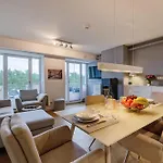Prora - Wohnung Mit Echtholz Kamin Und Strandkorb Am Strand - Kasamimb *