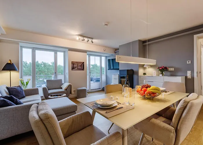 Prora - Stilvolle Mit Balkon, Echtholz Kamin, Gemeinschaftssauna, Strandkorb Am Und Waschmaschine - Kasamimb *